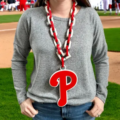 Phillies Oversized Logo Chain - Image 2